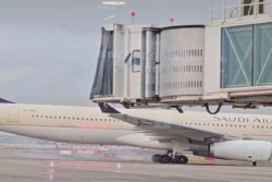 Kronologi Pesawat Saudi Airlines Mendarat Darurat Setelah Mendapat Ancaman Bom