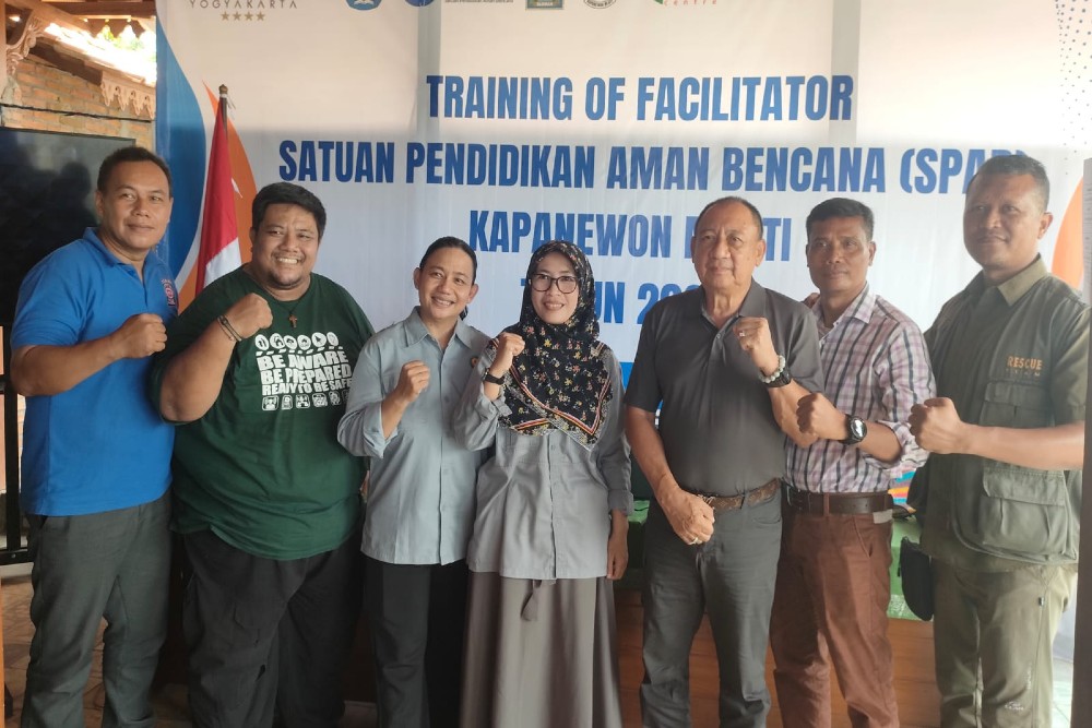 Tingkatkan Kesiapsiagaan, Sukarelawan FKPB Mlati Sleman Dilatih Penanganan Bencana