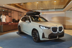BMW Siap Pamerkan Empat Model Mobil Baru Listrik dan Konvensional di GIASS Tahun Ini