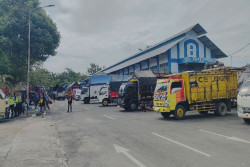 Merasa Dipersulit Mengurus Uji KIR, Paguyuban Sopir Truk ODOL Gelar Demo di Disbub Gunungkidul