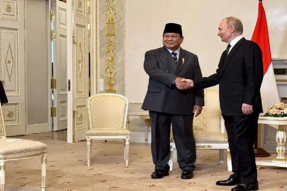 Momen Akrab Presiden Prabowo Saat Bertemu Putin di St. Petersburg Rusia