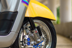 Fazzio Hybrid Bergaya Motor Bebek Legendaris Yamaha F1ZR Bikin Nostalgia dengan Aura Balap 90-an