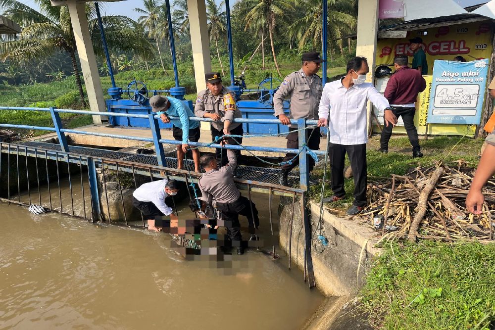 Mayat Pria Ditemukan Tersangkut Pintu Air Selokan di Kulonprogo, Diduga Korban Laka Lantas