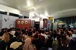 Ricuh! Penumpang Pesawat Trans Nusa Jakarta-Jogja Ungkap Kekesalan Seusai Menunggu 10 Jam Tidak Diberangkatkan