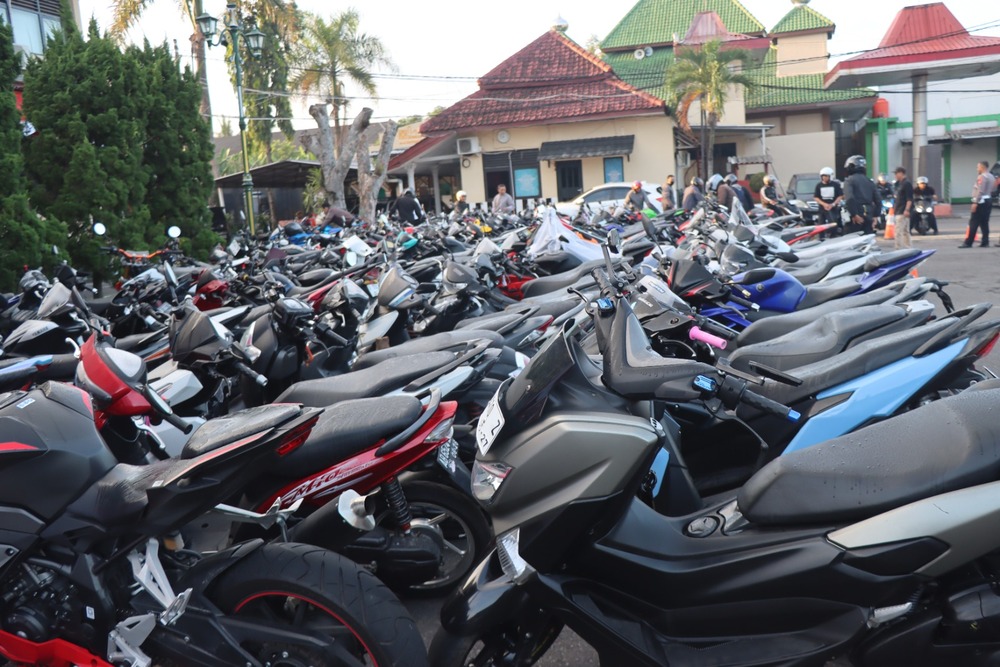 Satlantas Polresta Sleman Limpahkan 139 Sepeda Motor Barang Bukti Tilang ke Kejari Sleman