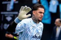 Ederson Santana Tegaskan Bertahan di Manchester City