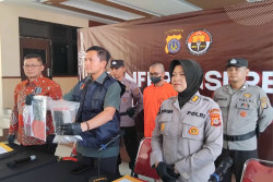 Buka Jasa Pacar Sewaan, Pria Ini Peras Korban dan Ancam Sebarkan Foto dan Video Tak Senonoh