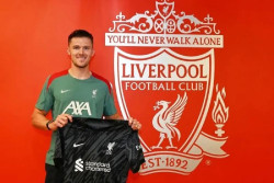Liverpool Kenalkan Kiper Baru Freddie Woodman