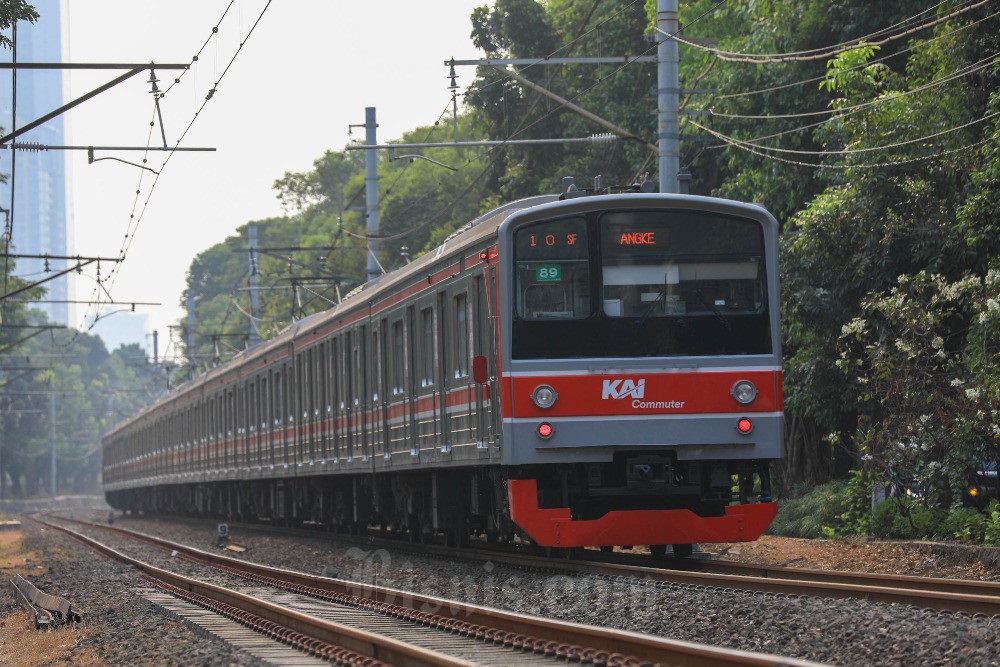 Simak Perubahan Rute dan Peron Penumpang KRL di Stasiun Tanah Abang, Berlaku Mulai Hari Ini