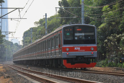 Simak Perubahan Rute dan Peron Penumpang KRL di Stasiun Tanah Abang, Berlaku Mulai Hari Ini