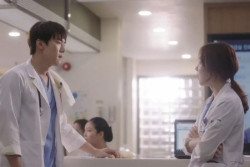 Seo Hyun-jin dan Yoo Yeon-seok Ditawari Membintangi Film Drama 'Liar'