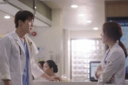 Seo Hyun-jin dan Yoo Yeon-seok Mempertimbangkan Bermain Lagi di Drakor yang Sama