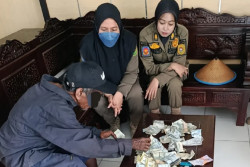 Pengemis Viral di Perempatan Bakulan Diamankan Satpol PP Bantul, Diduga Hasilkan Ratusan Ribu per Hari