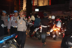 Pengesahan Warga Baru PSHT di Sragen, Polisi Amankan 50 Sepeds Motor Brong, Ratusan Tongkat hingga Kembang Api