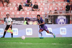 Persik Kediri Resmi Melepas Agil Munawar