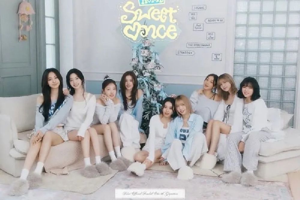 TWICE Rayakan Ulang Tahun ke-10, TWICE Rilis Album 