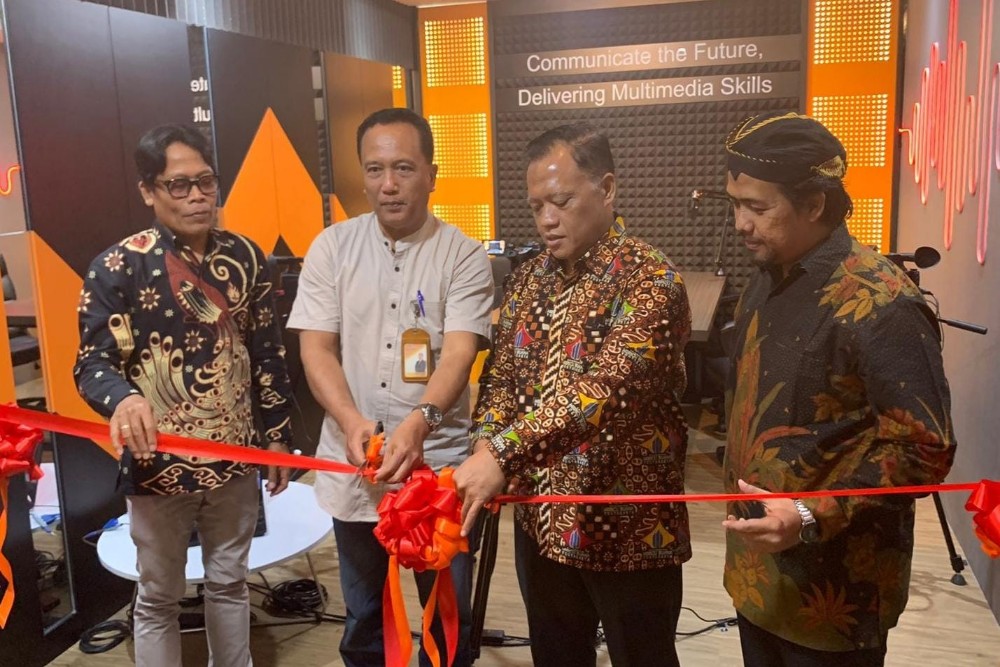Lebih Modern, Laboratorium Marcom untuk Mahasiswa Dilengkapi Fasilitas Live TikTok