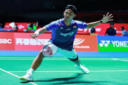Kalahkan Wakil Taiwan, Alwi Farhan Melaju ke Babak 16 Besar Japan Open 2025