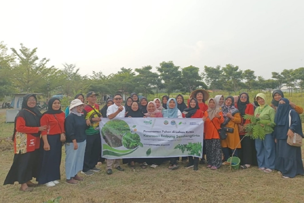 KWT Mekar Rejeki Melakukan Konservasi Air di Embung Sendangtirto dengan Tanam 1.000 Tanaman
