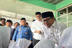 Pondok Pesantren Diajak untuk Ikut Mengentaskan Kemiskinan
