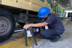 Lare Angon dan Uber Lantatur Permudah Pelayanan Uji Kendaraan di Jogja