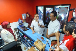 Kunjungi Koperasi Desa Merah Putih Sinduadi, Menko Pangan, Zulhas : Saya Kira Terbaik