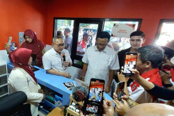 Menko Pangan Zulhas Berjanji Menindak Tegas Praktik Beras Oplosan