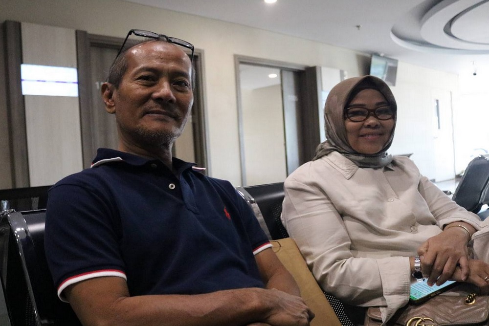Aplikasi Mobile JKN Permudah Pengobatan Suwanto dan Istri