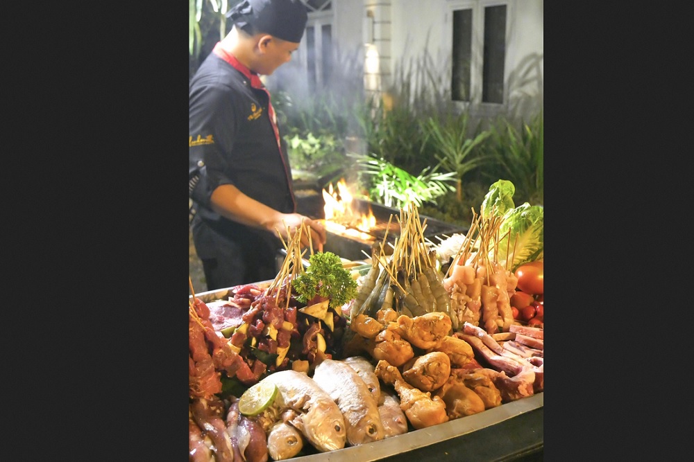 Barberque Lovers All-You-Can-Eat dengan Lebih dari 50 Jenis Makanan Hanya Ada di The Phoenix Hotel Yogyakarta