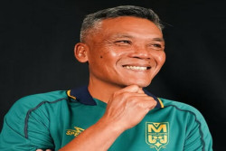 Profil Hendri Susilo, Pelatih Malut United yang Merupakan Satu-Satunya Pelatih Lokal di Kompetisi Super League 2025/2026