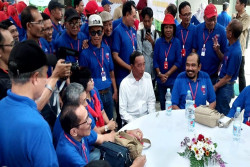 Jokowi Sebut Dosen Pemimbing Akademik Kasmudjo Sempat 4 Kali ke Pabrik Kayu Miliknya