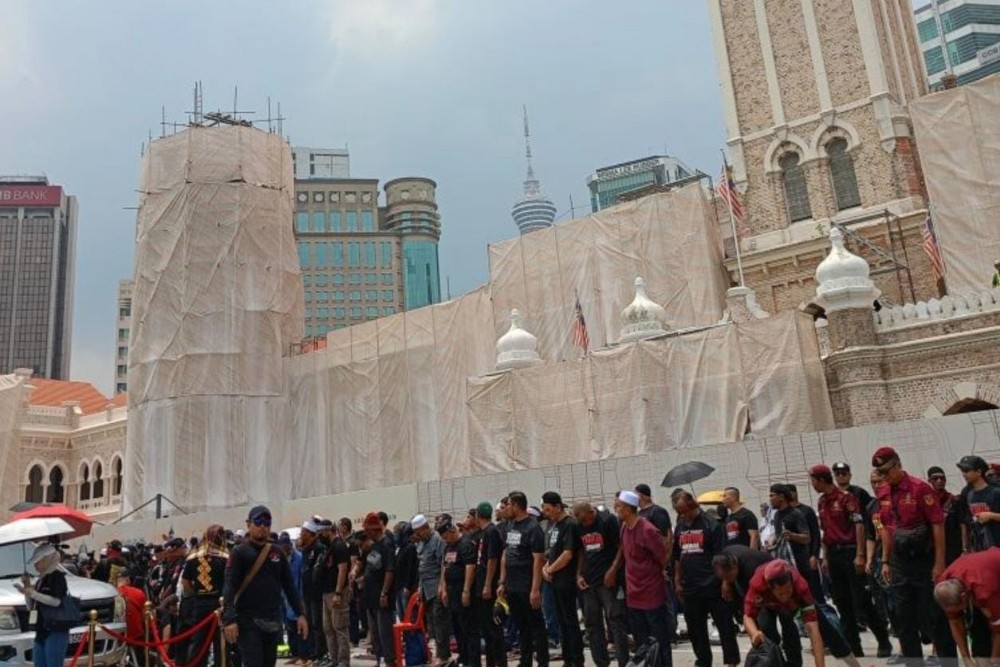 Ribuan Publik Malaysia Gelar Demo, Tuntut Mundur Anwar Ibrahim