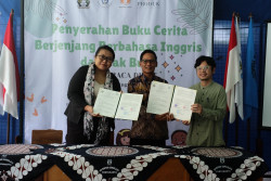 PkM UKDW: Today a Reader, Tomorrow a Leader Jadi Semangat Literasi Sejak Dini