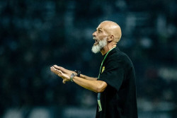 Jelang Jamu PSIM Jogja, Pelatih Persebaya Nyatakan Timnya Optimistis Hadapi Super League