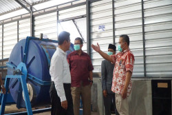 UAD Hadirkan Teknologi Pirolisis Generasi Kedua untuk Pengolahan Sampah