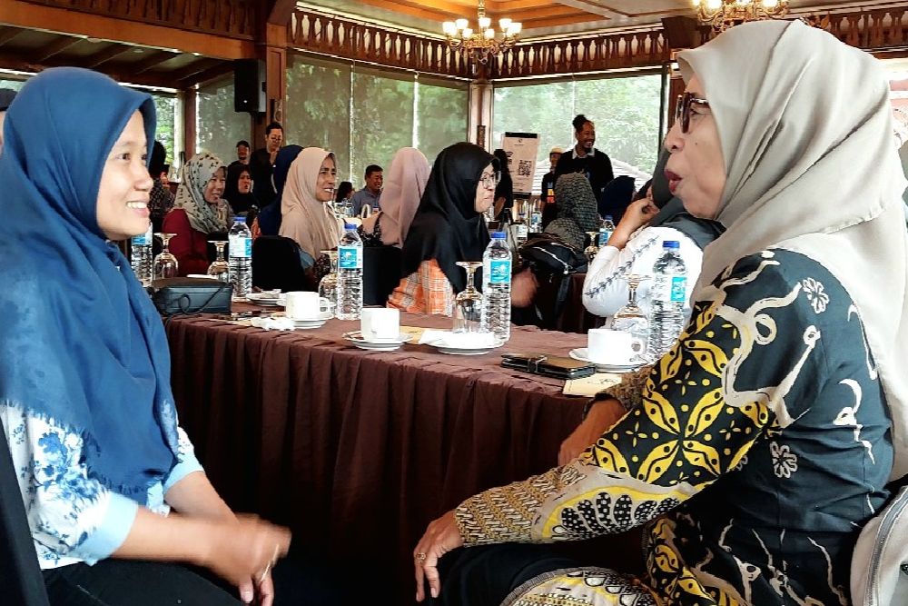 Pembukuan TOT Moekti di Griya Persada, Program Kundha Kabudayan DIY Moekti Art Therapy Disambut Baik Orang Tua dan Guru