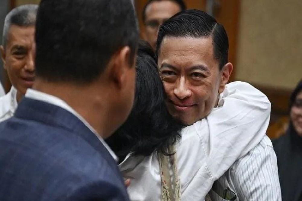 Pengacara Tom Lembong Bahas Konsekuensi Hukum Atas Abolisi Tom Lembong yang Diberikan Presiden Prabowo