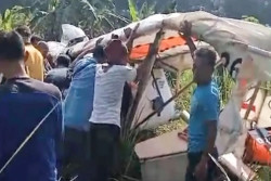 TNI AU Benarkan Kecelakaan Pesawat Latih, Pilot Marsma TNI Fajar Adriyanto Gugur