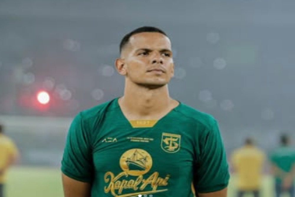 Jelang Jamu PSIM Jogja, Persebaya Tambah Amunisi dengan Pulangkan Leo Lelis