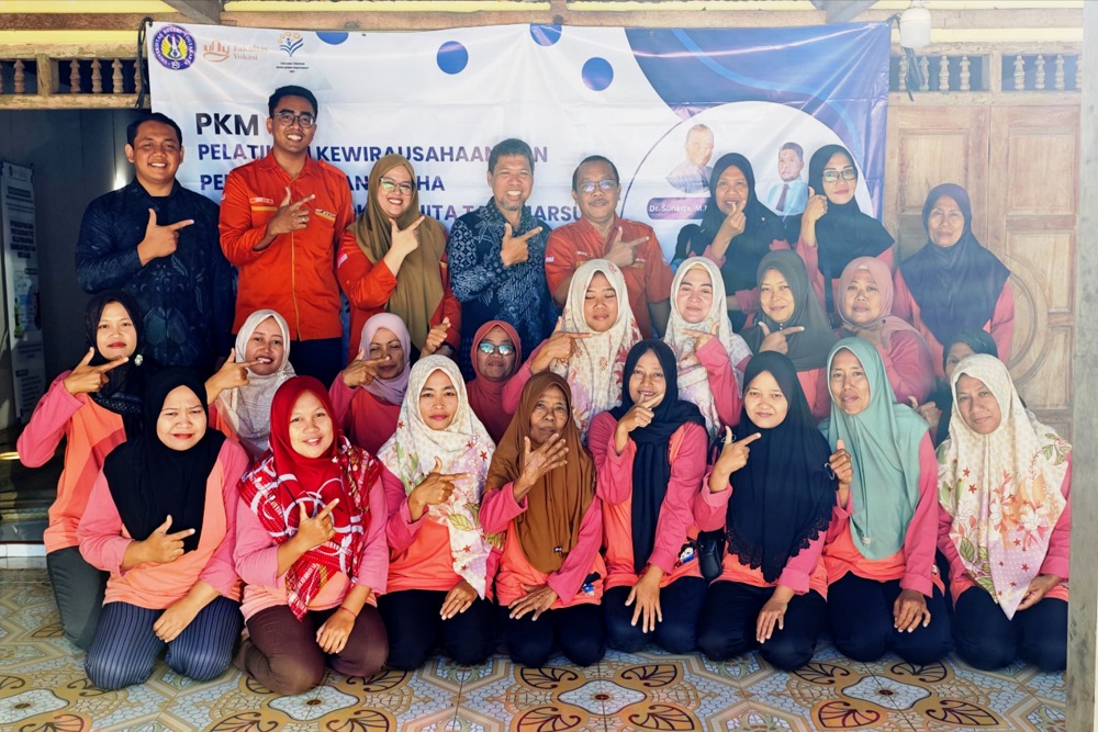 Tim Dosen dan Mahasiswa Dampingi KWT Marsudi Luhur Gunungkidul
