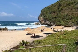 Destinasi Wisata Baru, Akses Jalan ke Pantai Kayu Arum Gunungkidul Dibuka