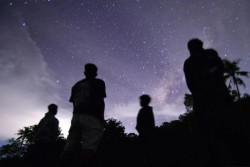 Hujan Meteor Perseid Bakal Menghiasi Langit Indonesia, Cek Tanggalnya