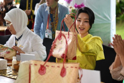 Eks Ibu Negara Korsel, Kim Keon Hee Ditahan Karena Korupsi