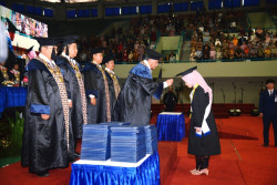 Lulusan UNY Sudah Diwisuda Belum Terima Ijazah, Cuma Dapat Map Kosong