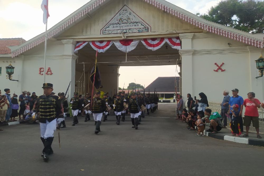 Pergantian Bregada Jaga Pura Pakualaman Kembali Digelar, Bakal Jadi Daya Tarik bagi Wisatawan