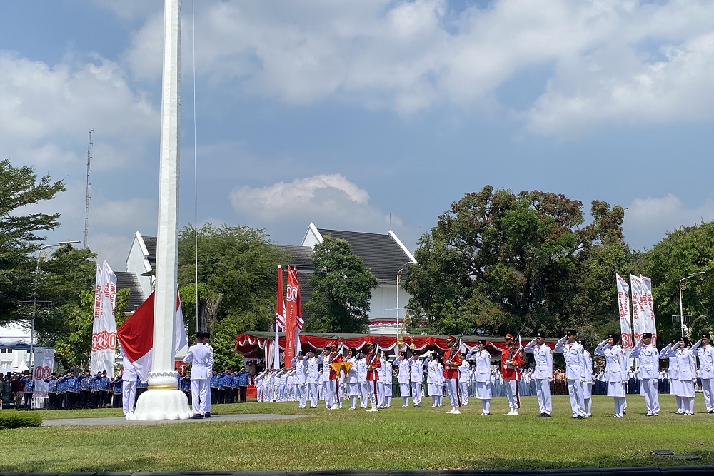 Upacara HUT RI ke-80 di Gedung Agung Jogja Berlangsung Khidmat, Diwarnai Kirab Paskibraka di Malioboro