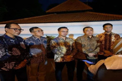 Temui Sultan HB X, Fraksi Gerindra Siap Perjuangkan Danais ke Pusat