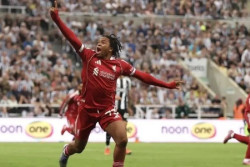 Newcastle Vs Liverpool, Skor 2-3, Kemenangan Dramatis The Reds Lawan The Magpies