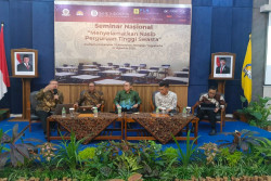 KAFEGAMA-UAJY Gelar Semnas Menyelamatkan Nasib Perguruan Tinggi Swasta