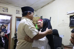 Datangi Rumah Orang Tua Affan, Presiden Prabowo Sampaikan Belasungkawa